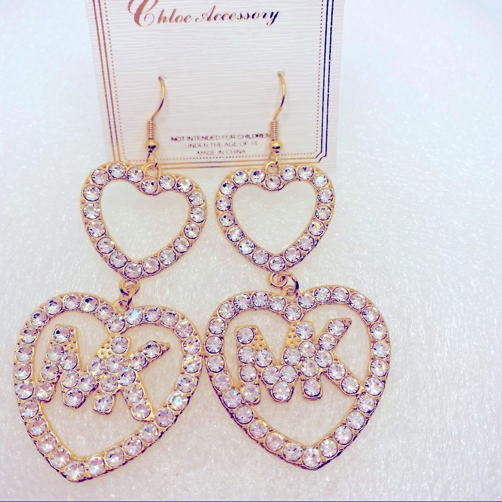 Earrings Mk Set In Gold Tone Very Brilliant 15$